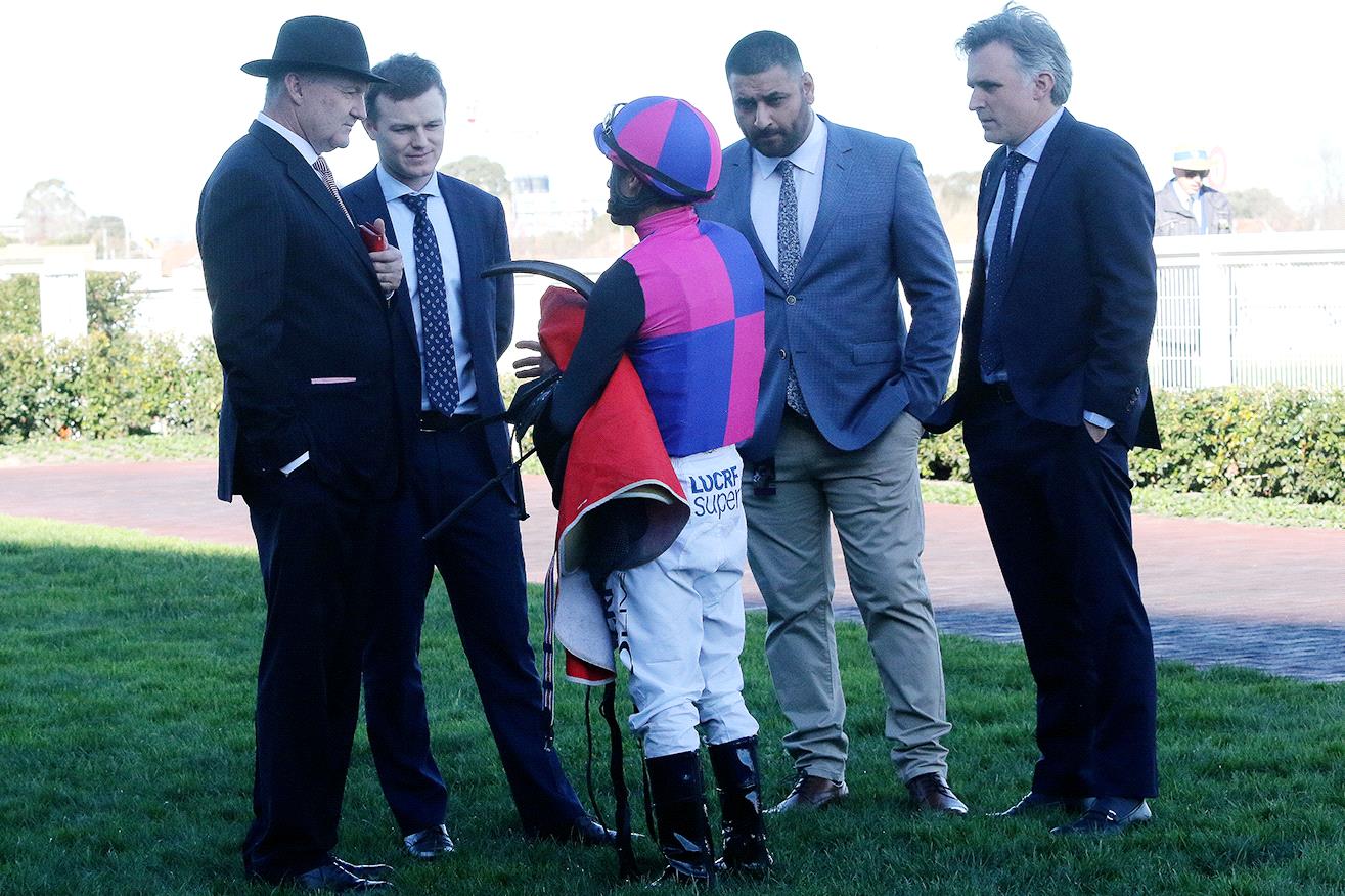 The Hayes camp and Damien Oliver discuss Vega Magic’s flop.