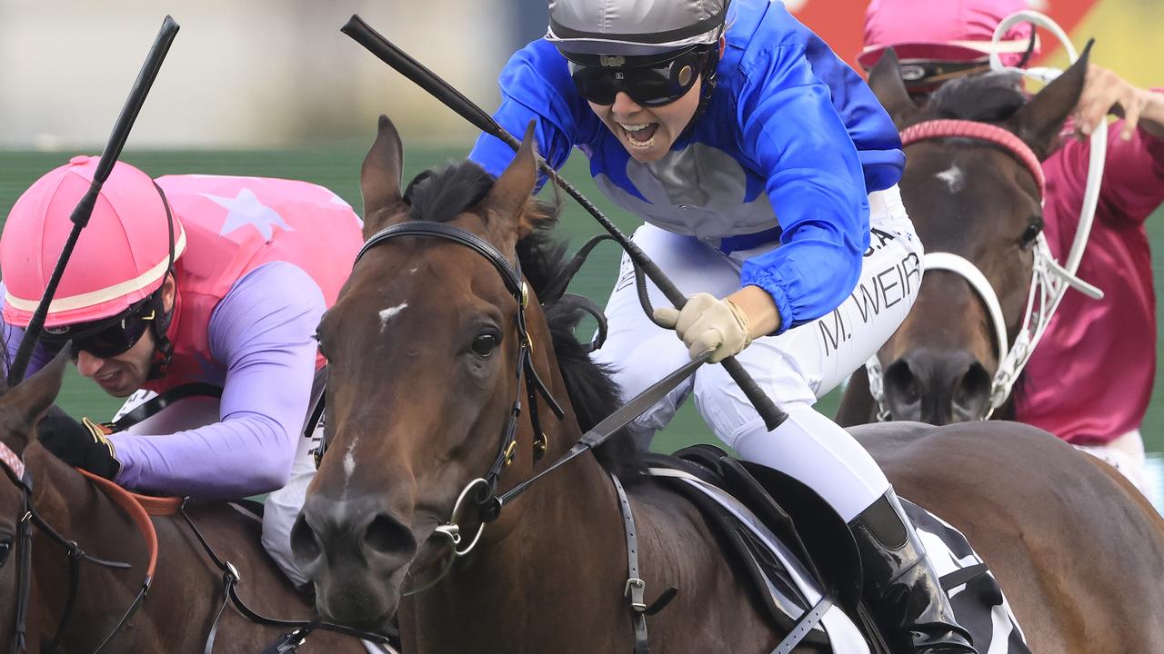 Mikayla Weir gets every ounce of effort out of Two Big Fari en route to victory at Rosehill in November. Picture: Mark Evans/Getty Images