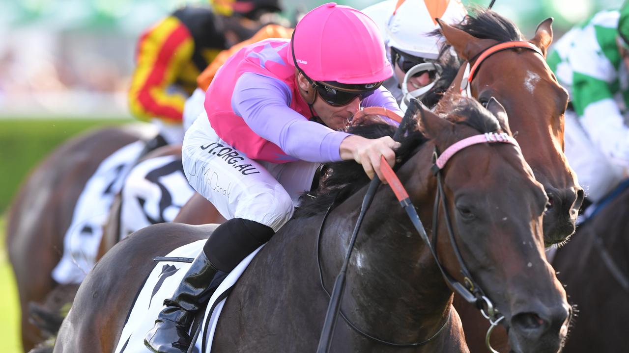 Trumbull wins victory iat Royal Randwick Racecourse