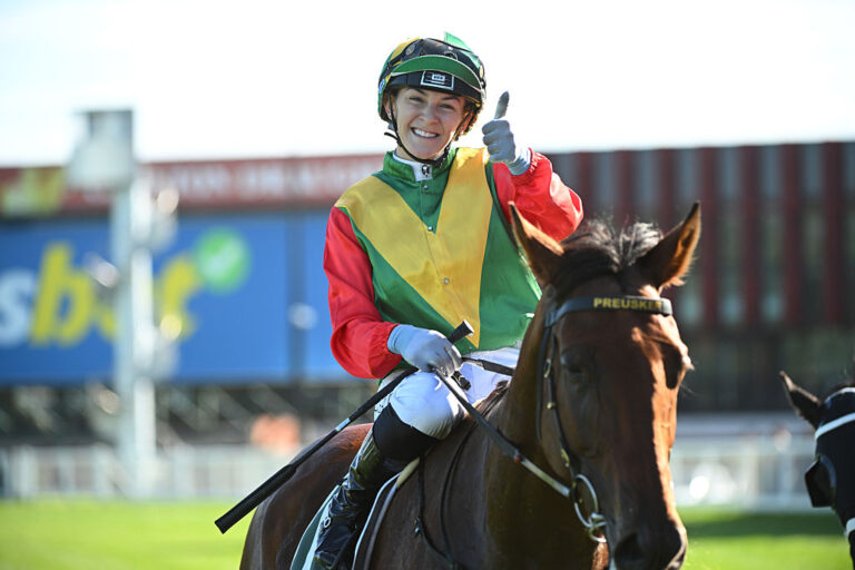 Sporting Life Watch Racing Replays Free Dirt Trackin'