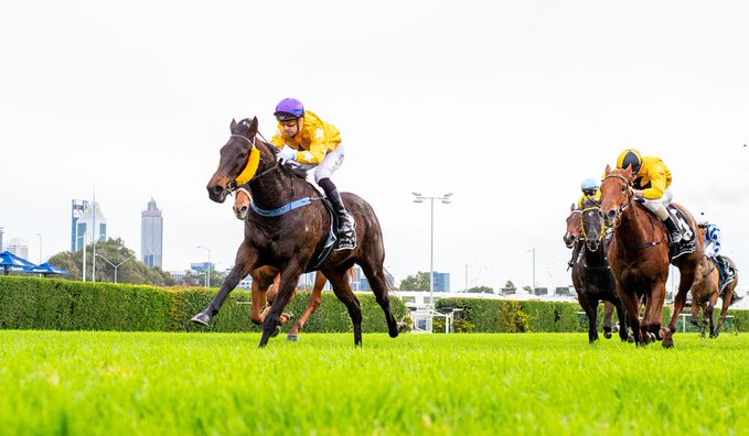 Itv Racing Tomorrow's Televised Horse Racing Grand National