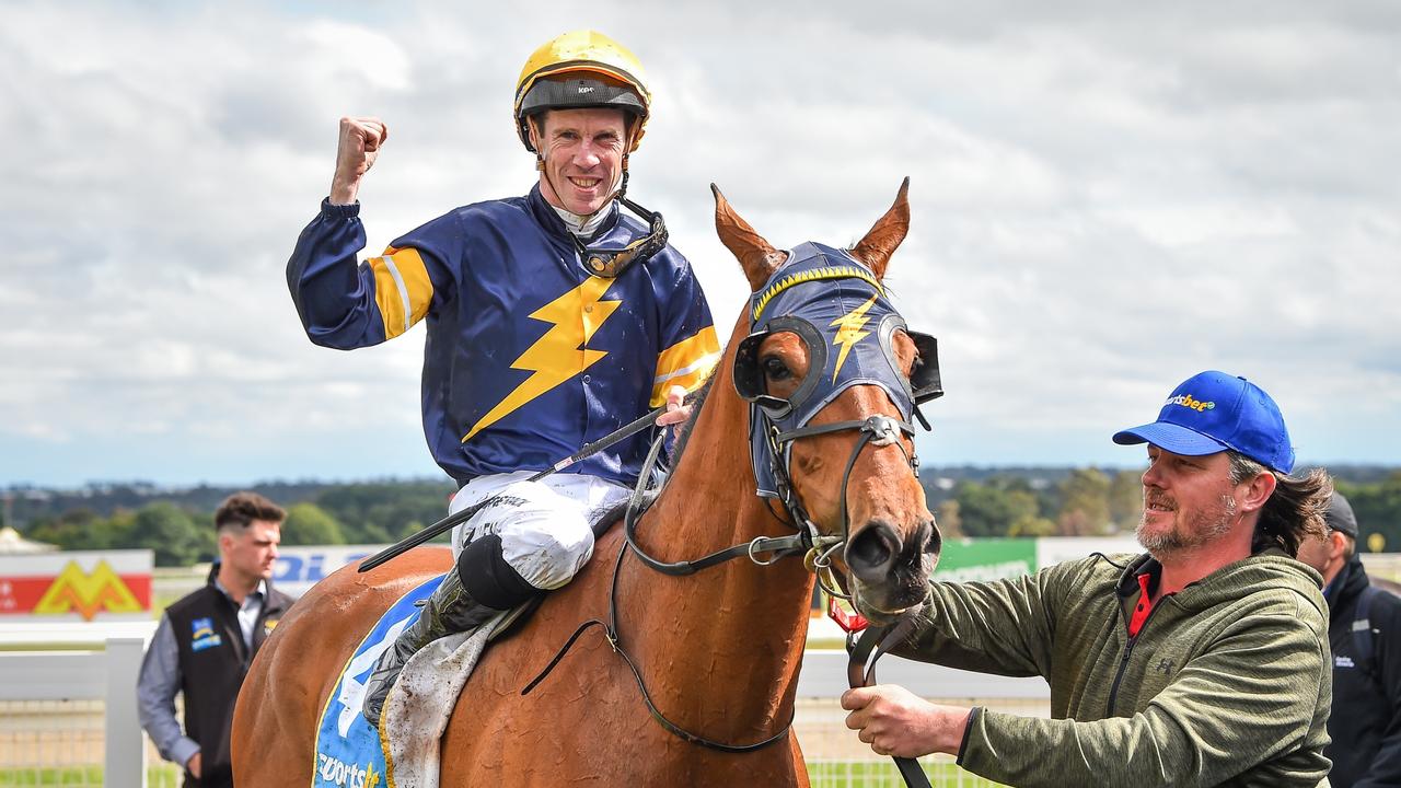 Ballarat Synthetic tips and value selection On The Punt