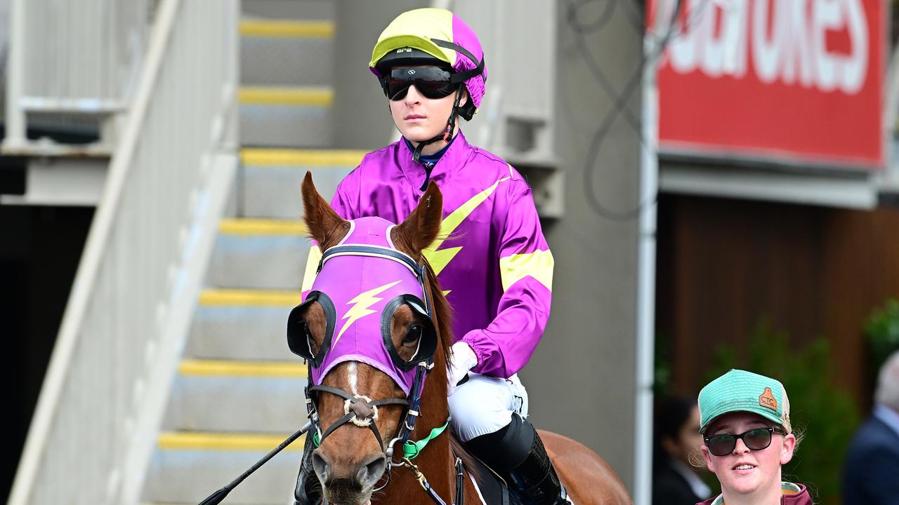 Apprentice jockey learning to keep it simple