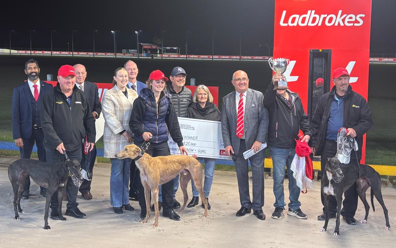 SPRINT sensation Badger’s Beast has completed a clean sweep of Grafton’s two flagship events with victory in the Grafton Cup on Wednesday night.